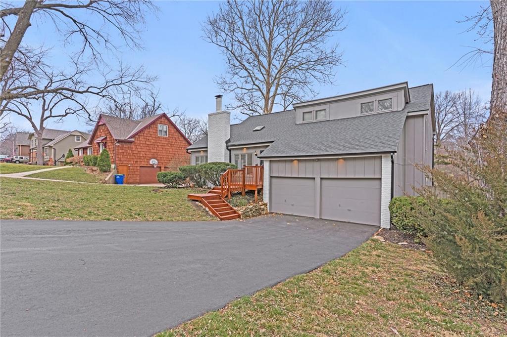 10416 W 52nd Circle