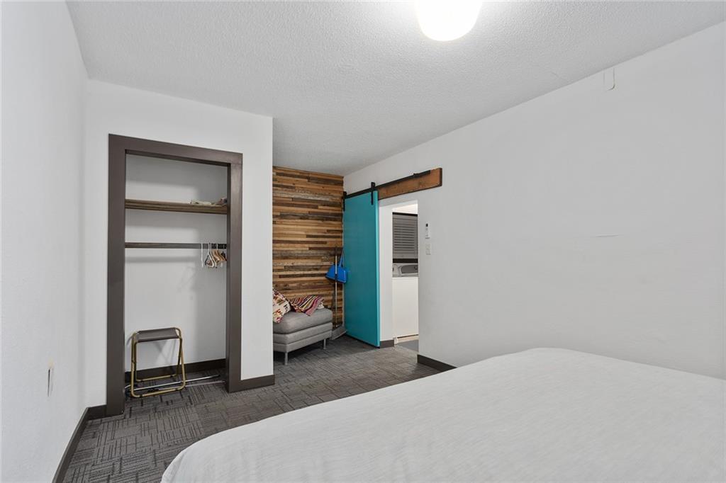 1102 W 24th Street