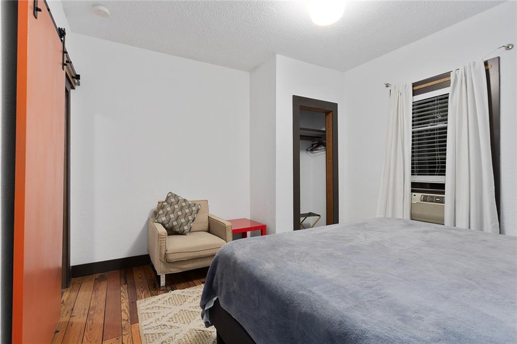 1102 W 24th Street