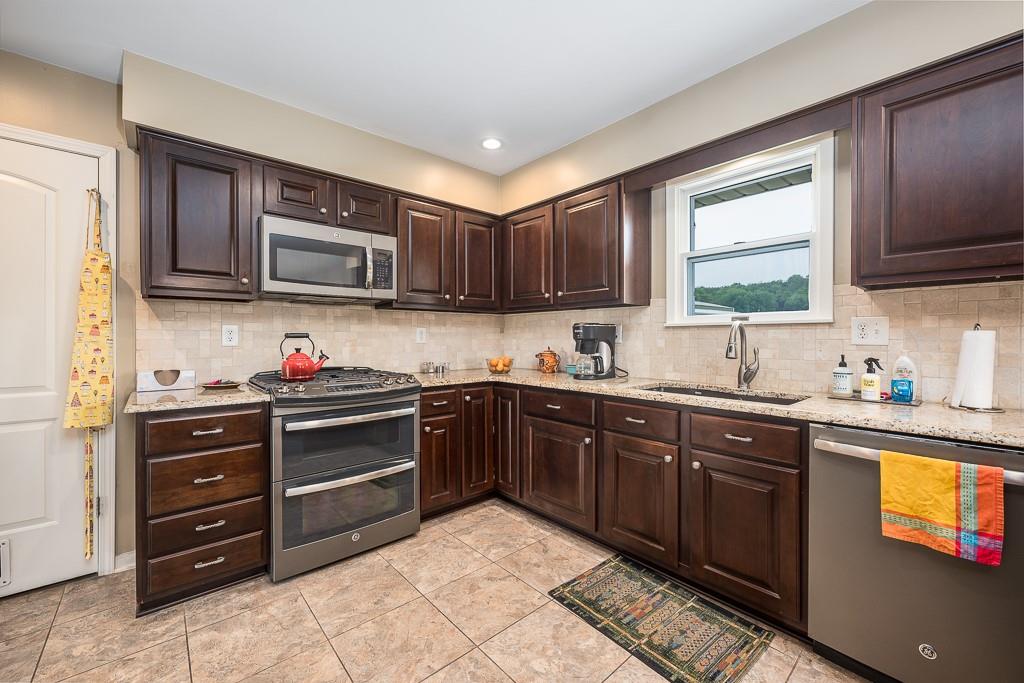 21000 Kissinger Road