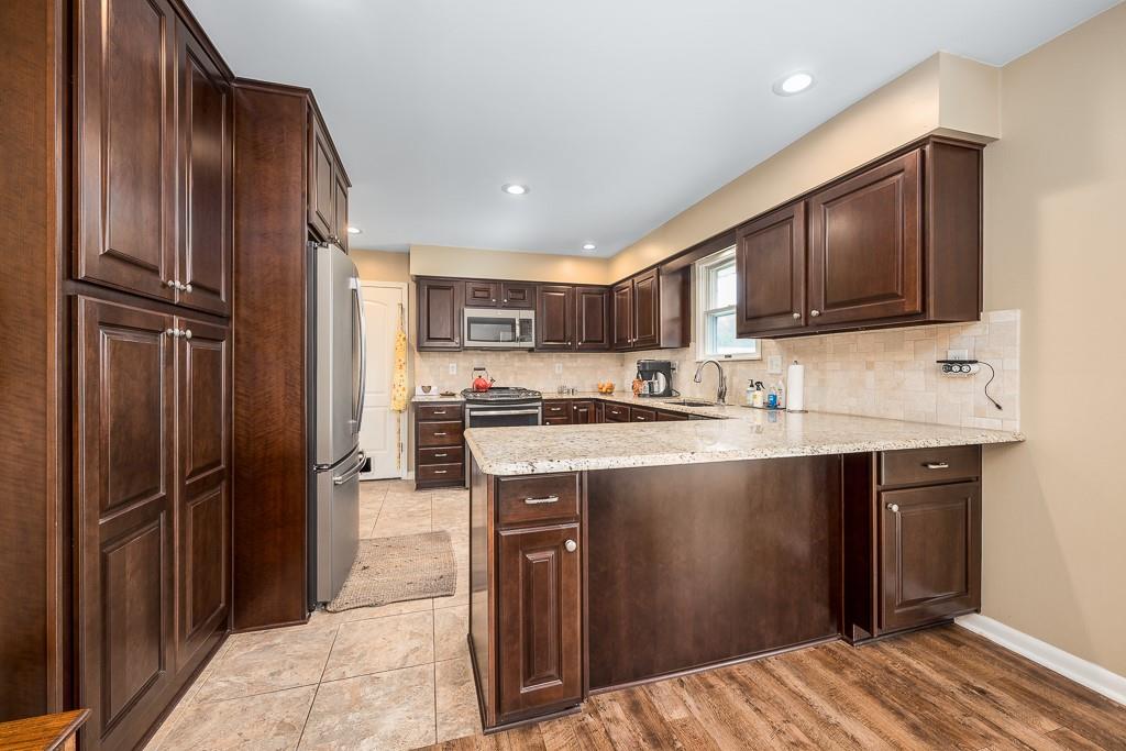 21000 Kissinger Road