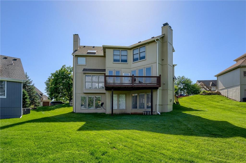 6815 NW Monticello Court