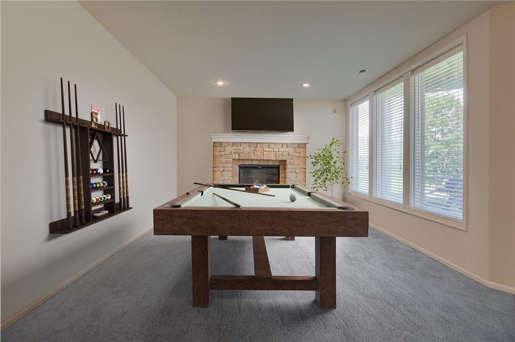 6815 NW Monticello Court