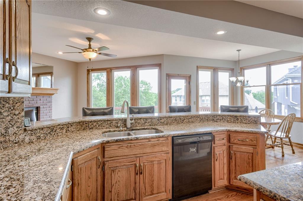 6815 NW Monticello Court