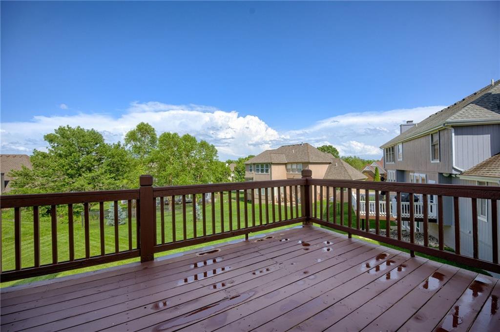 6815 NW Monticello Court