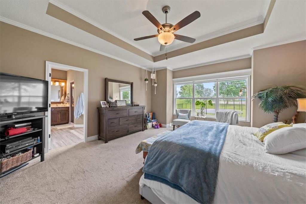 908 SE Forest Ridge Court