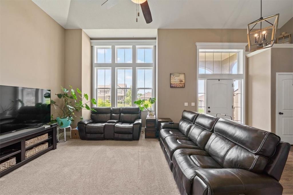 908 SE Forest Ridge Court