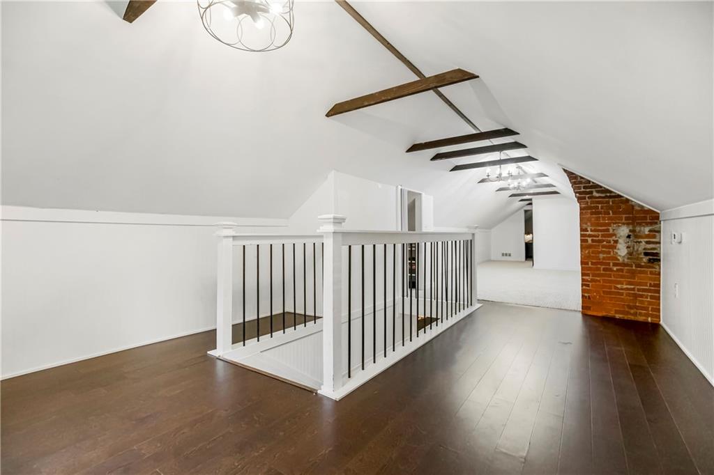 2527 W 90th Street