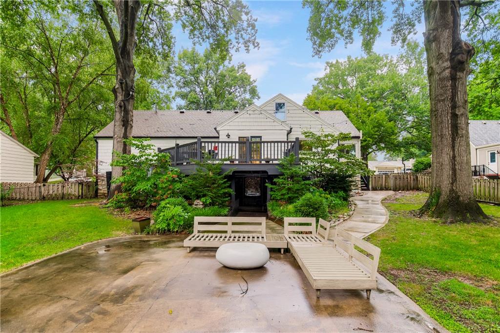 2527 W 90th Street