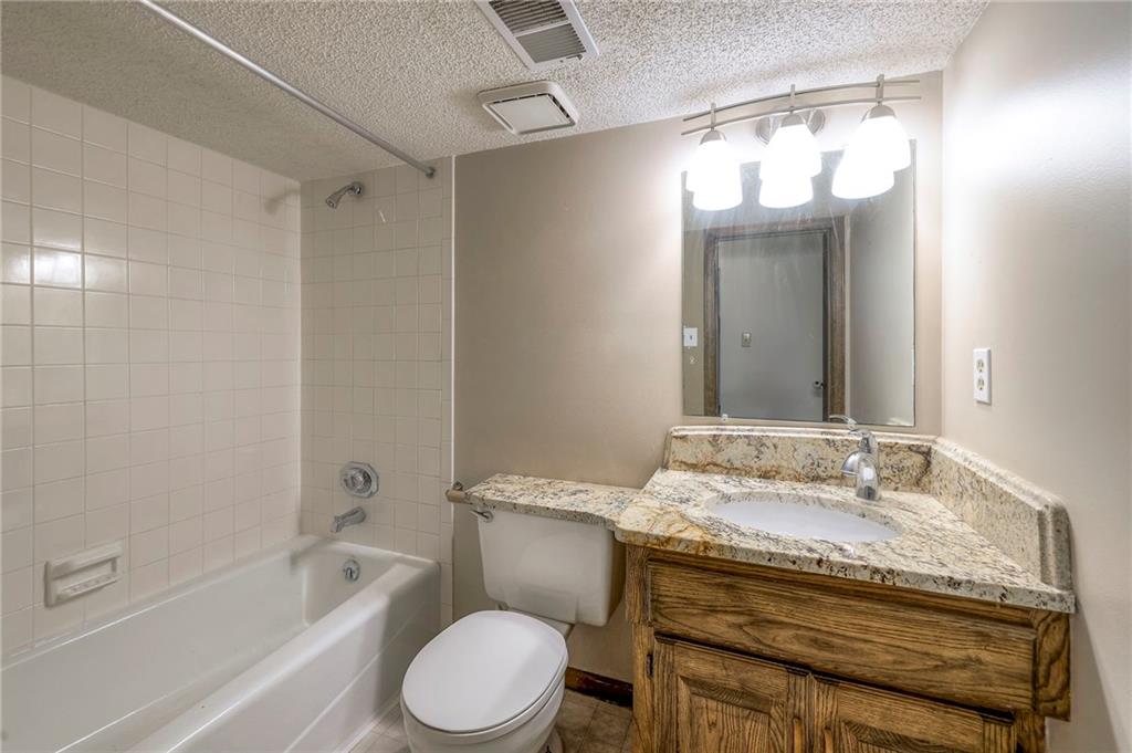 4065 SW Camelot Drive