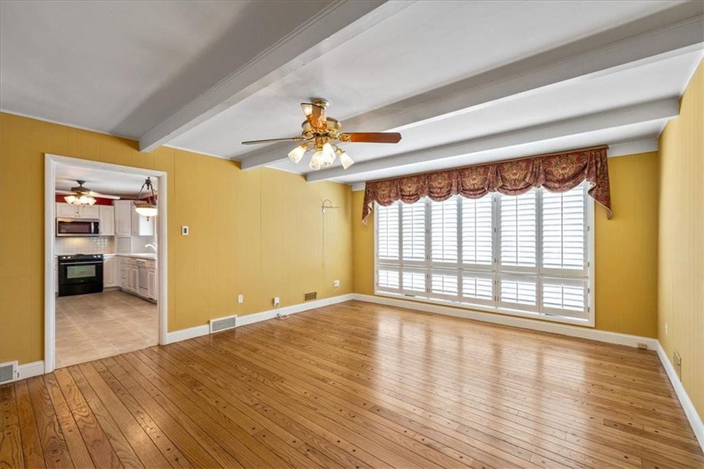 9825 Overbrook Court