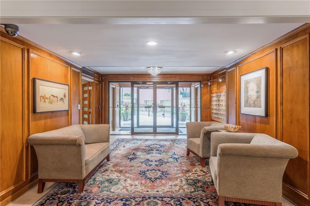 310 W 49th Street Unit: 703