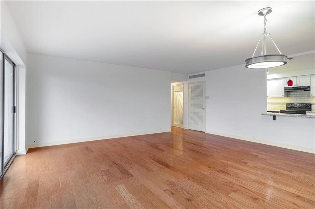 310 W 49th Street Unit: 703