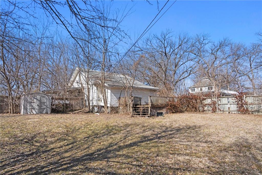 703 S Sycamore Street