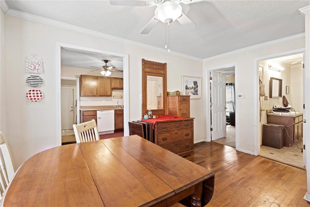 703 S Sycamore Street