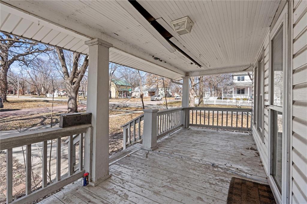 703 S Sycamore Street