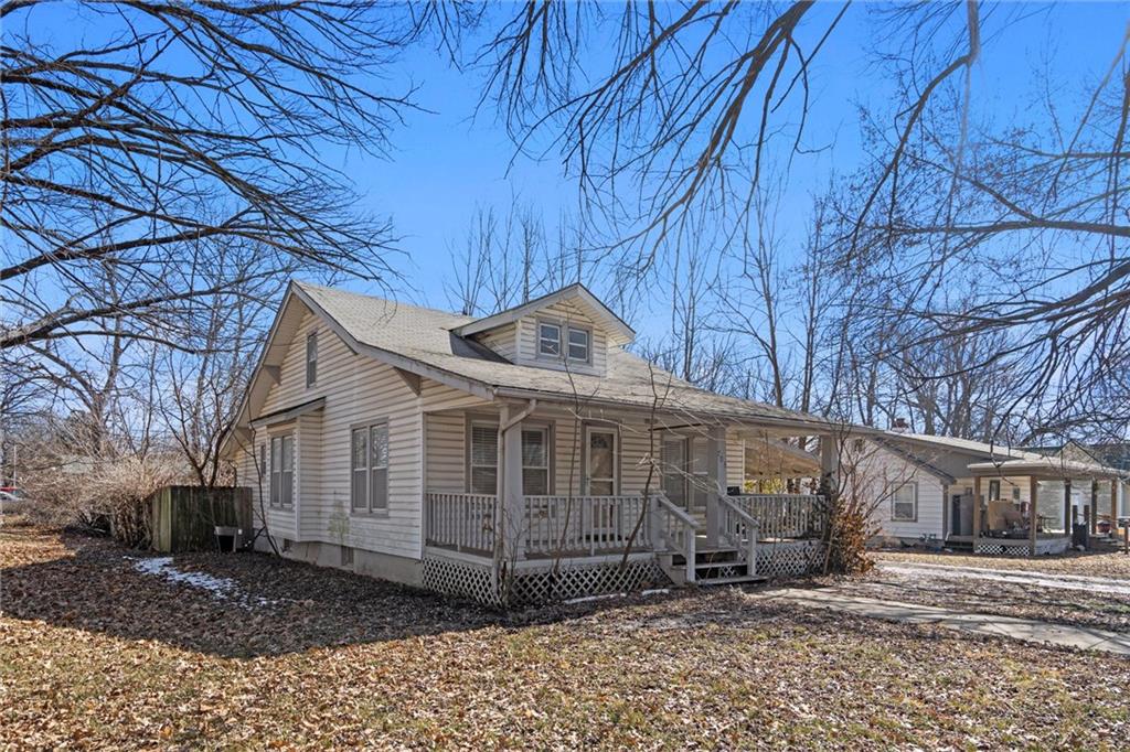 703 S Sycamore Street