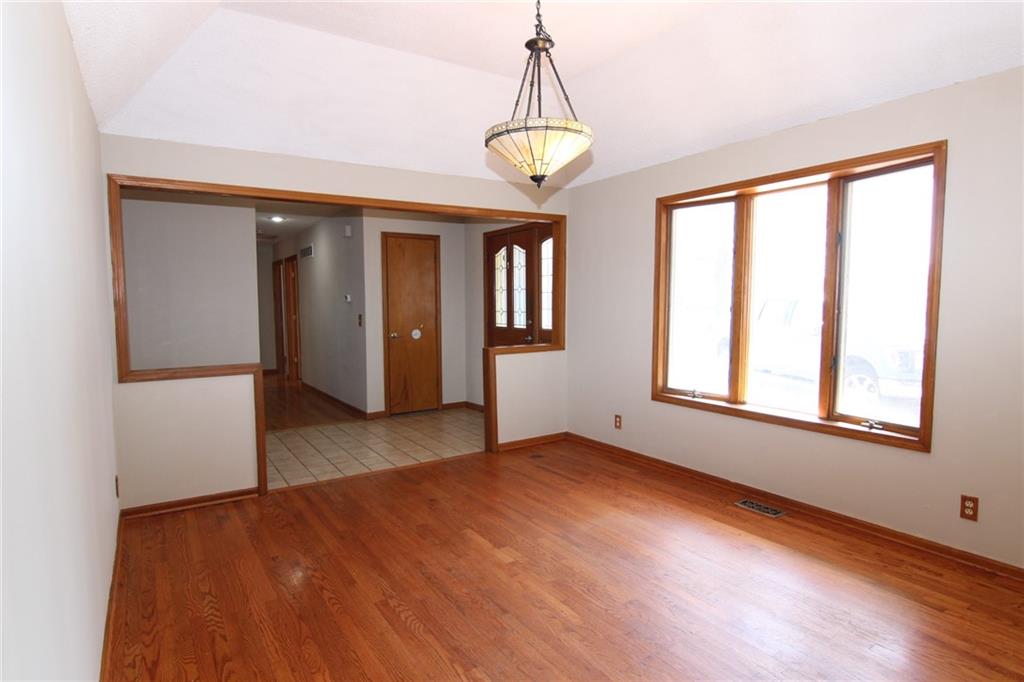 8854 W 193rd Terrace