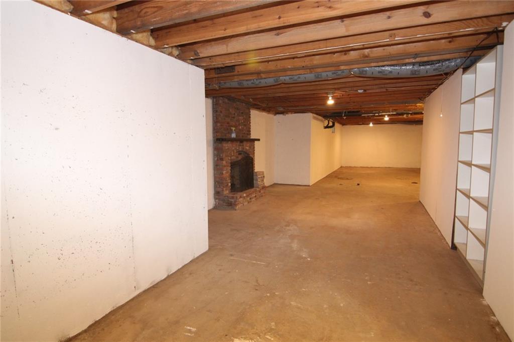 8854 W 193rd Terrace