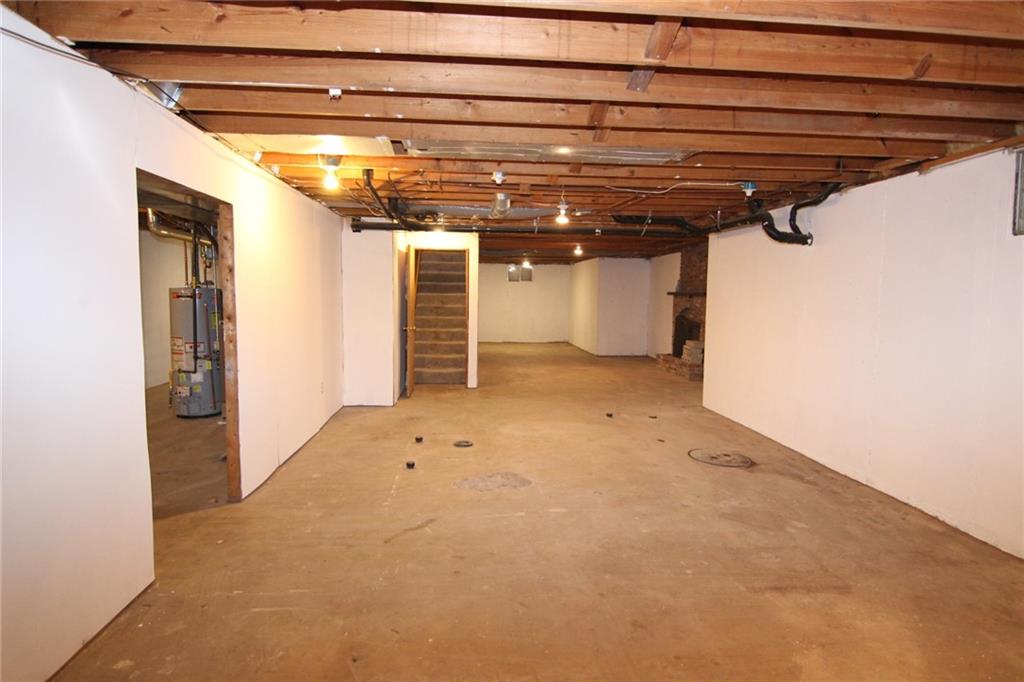 8854 W 193rd Terrace