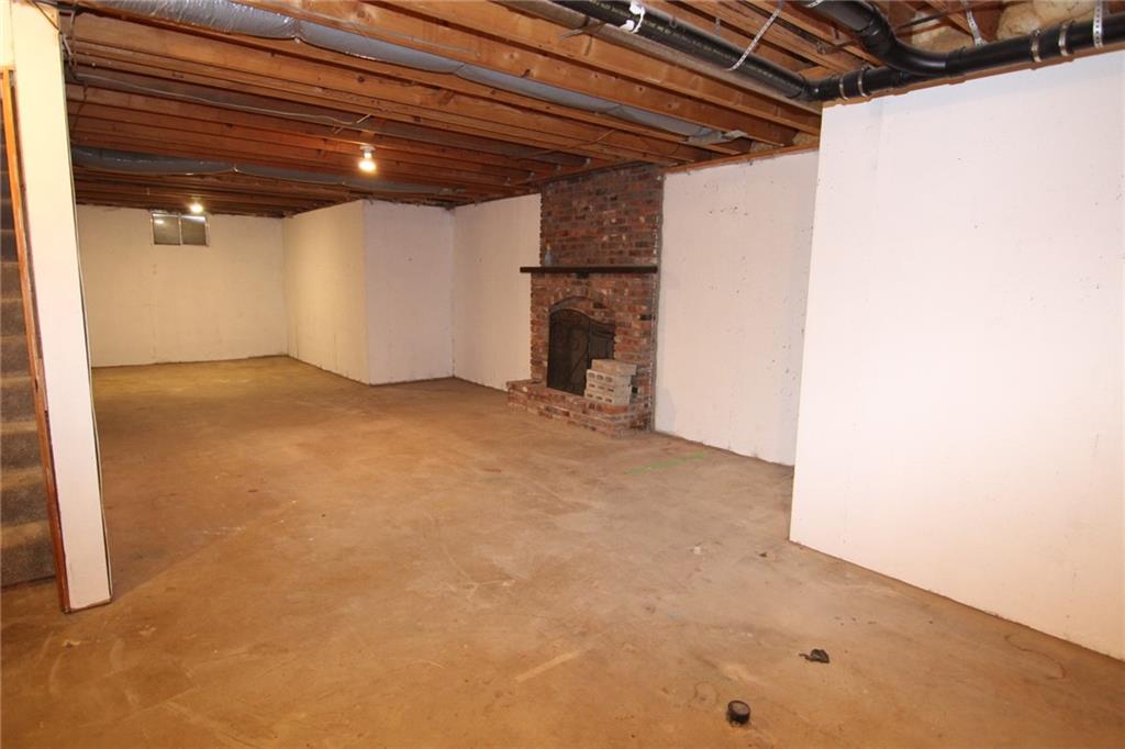 8854 W 193rd Terrace