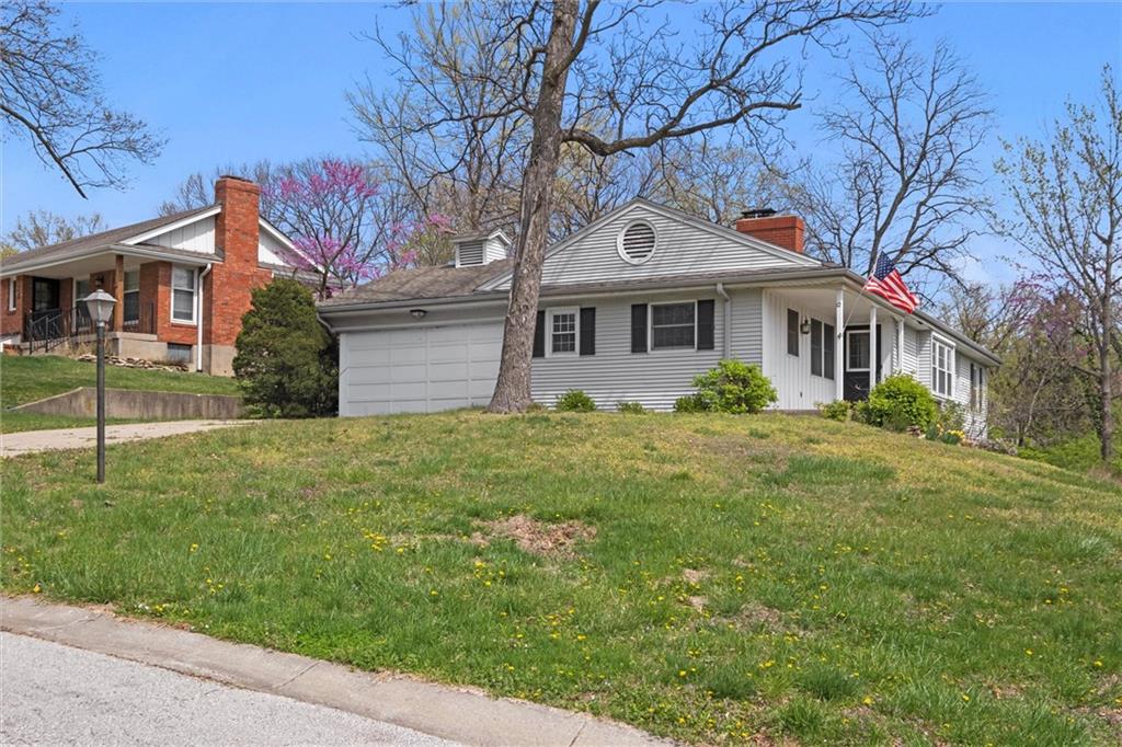12 NW Greentree Lane
