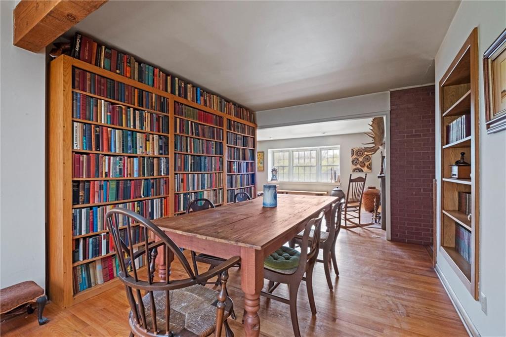 12 NW Greentree Lane