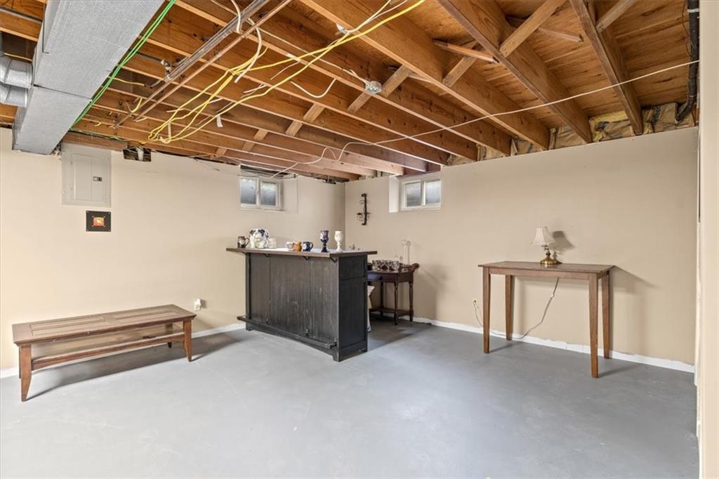 1208 SW Horizon Drive