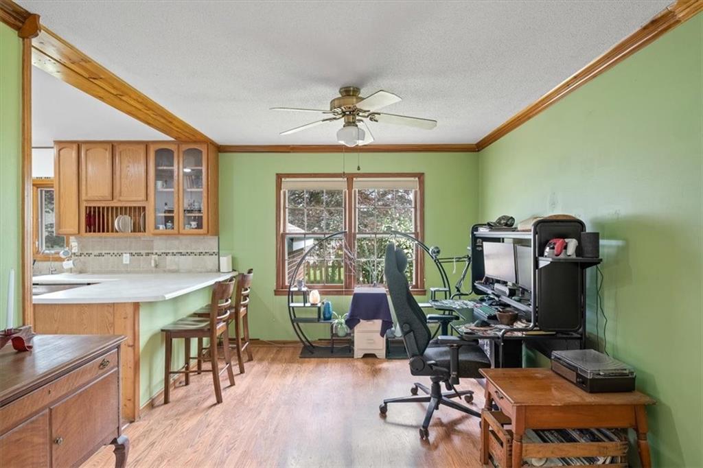 1208 SW Horizon Drive