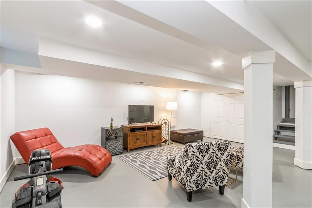 7724 Falmouth Street