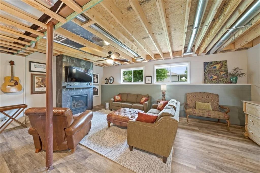 719 Foxtail Court