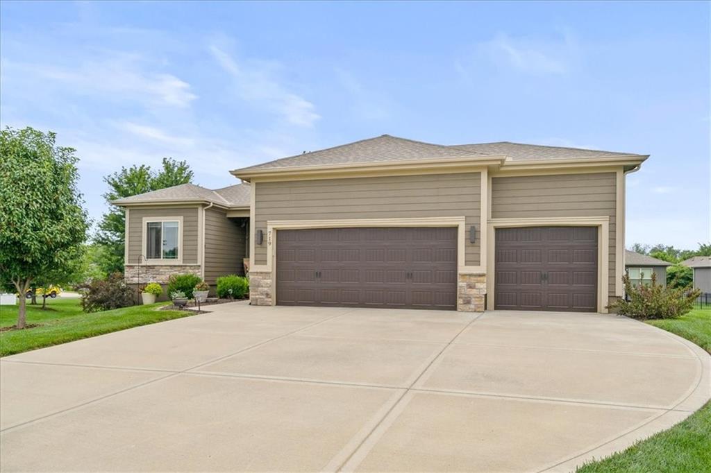 719 Foxtail Court