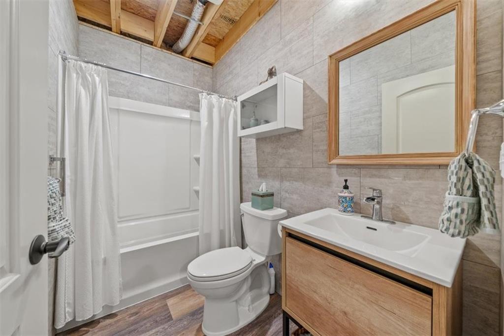 719 Foxtail Court