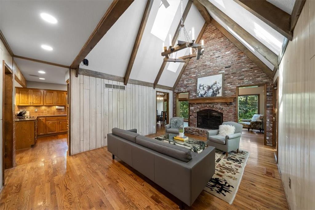 4710 Monrovia Street