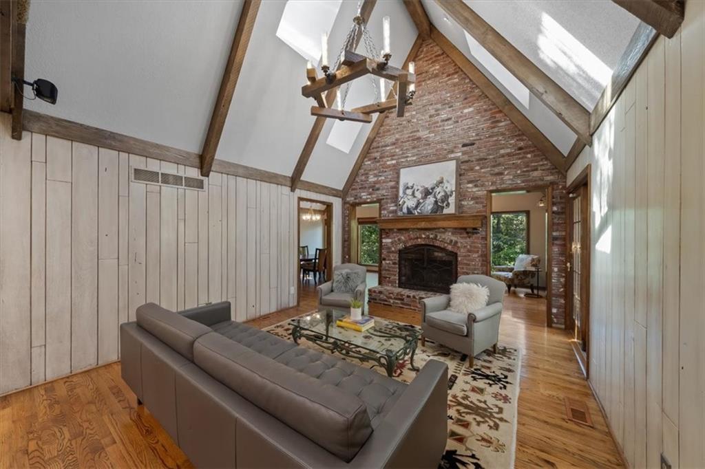 4710 Monrovia Street