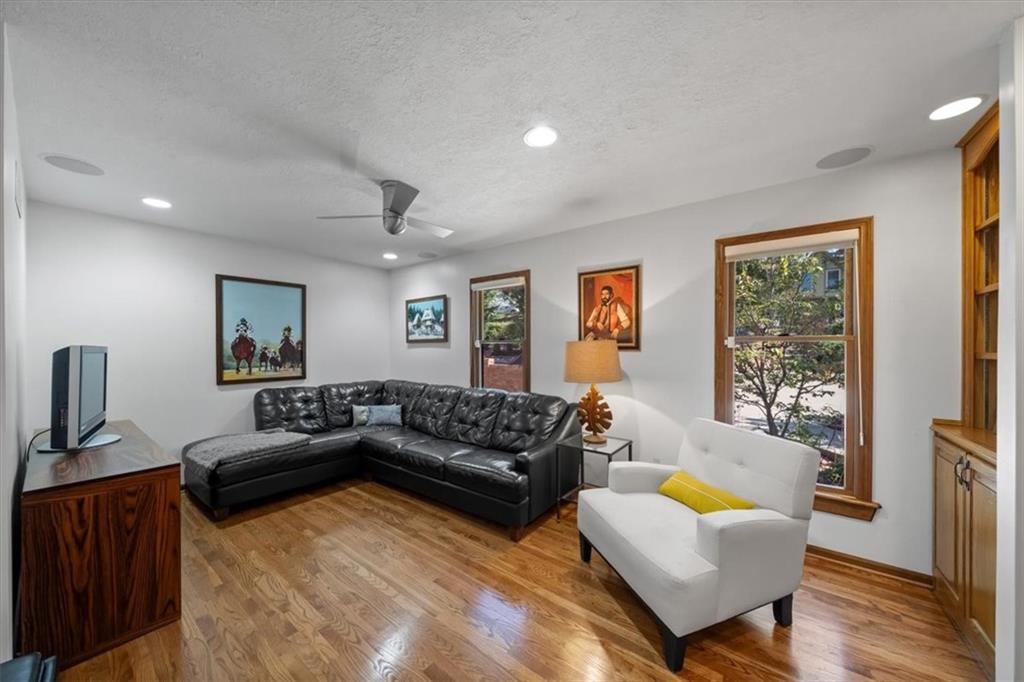 4710 Monrovia Street