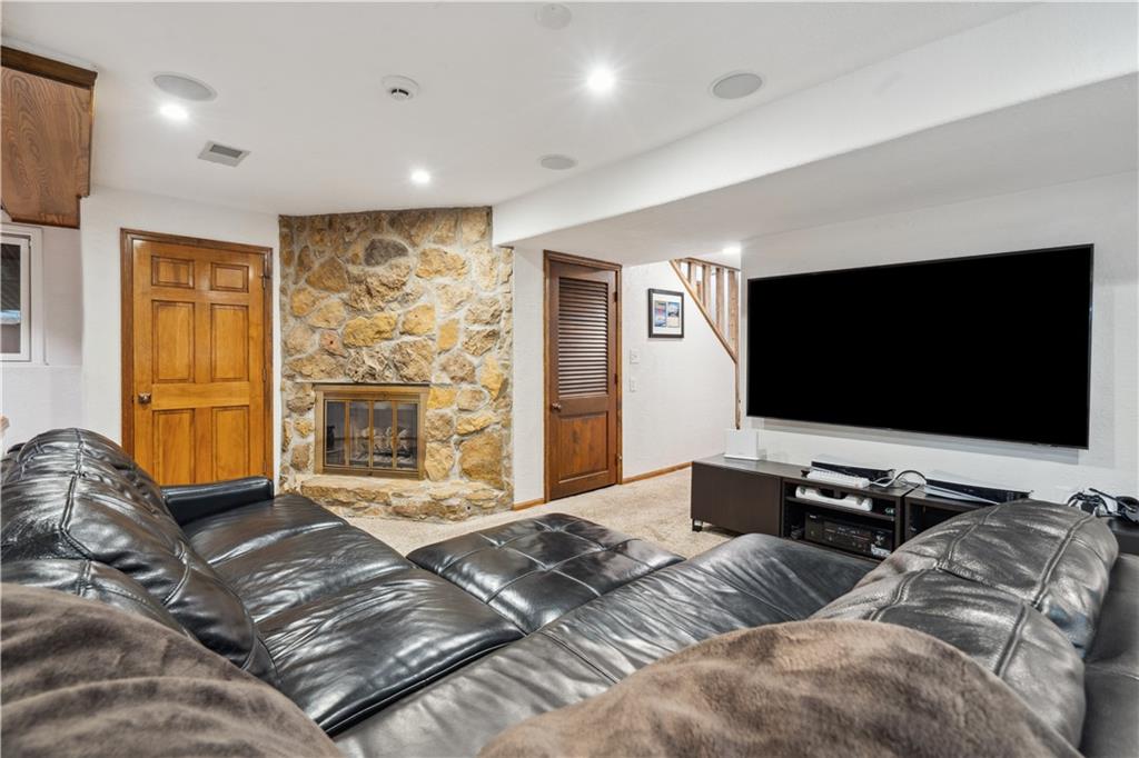 4710 Monrovia Street