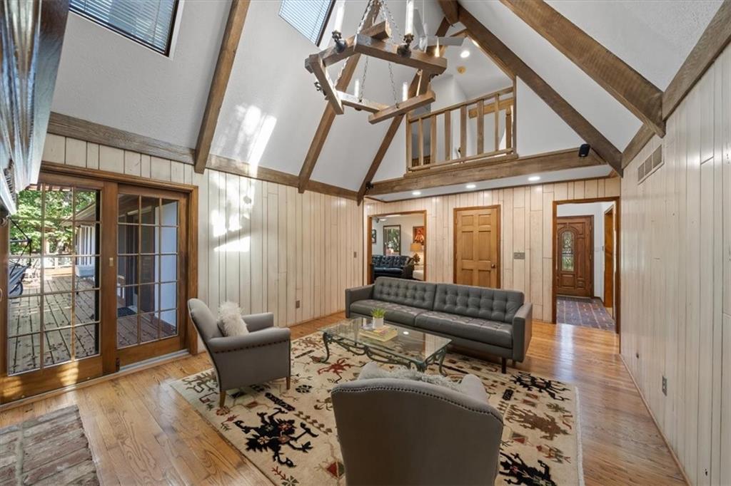 4710 Monrovia Street