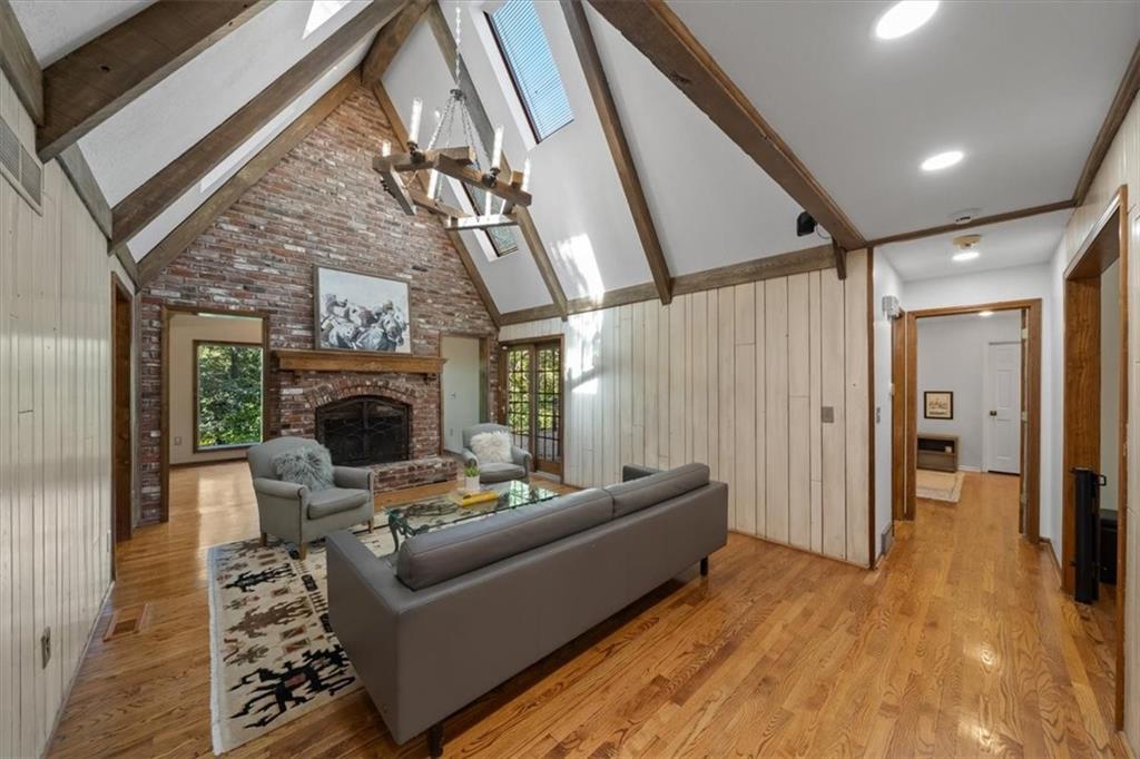 4710 Monrovia Street