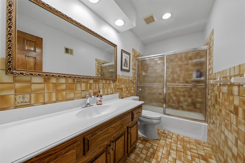 4710 Monrovia Street