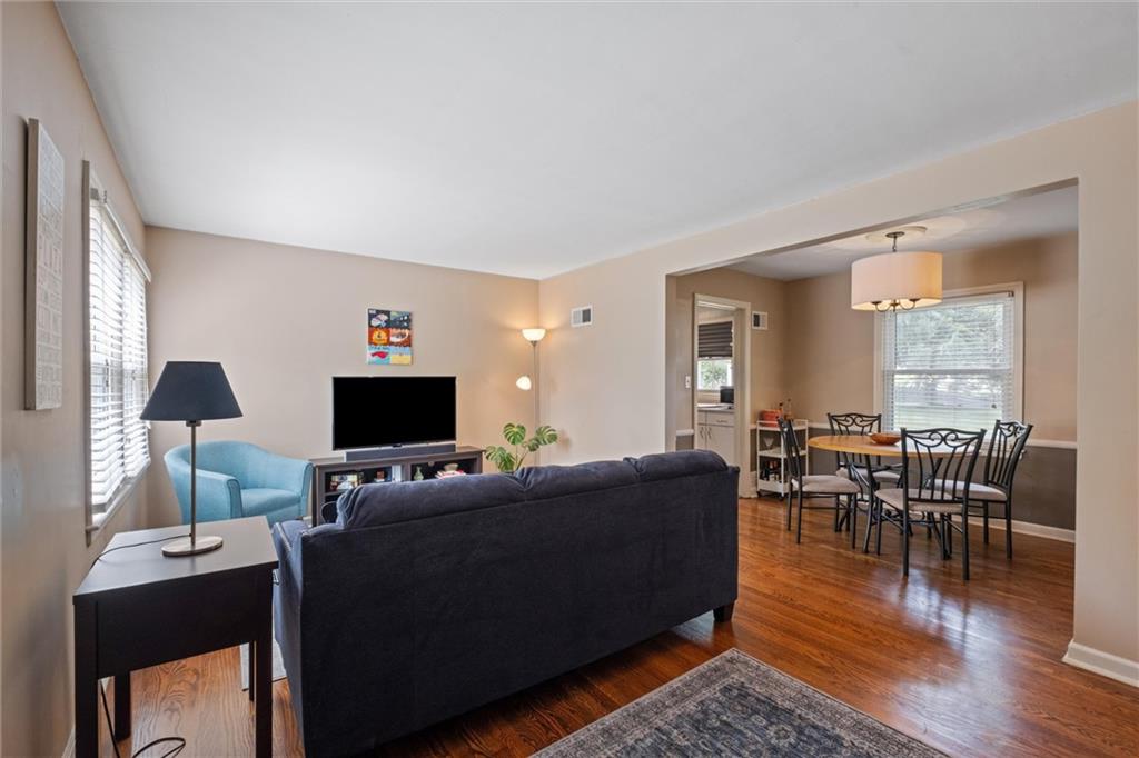 604 W 88th Street
