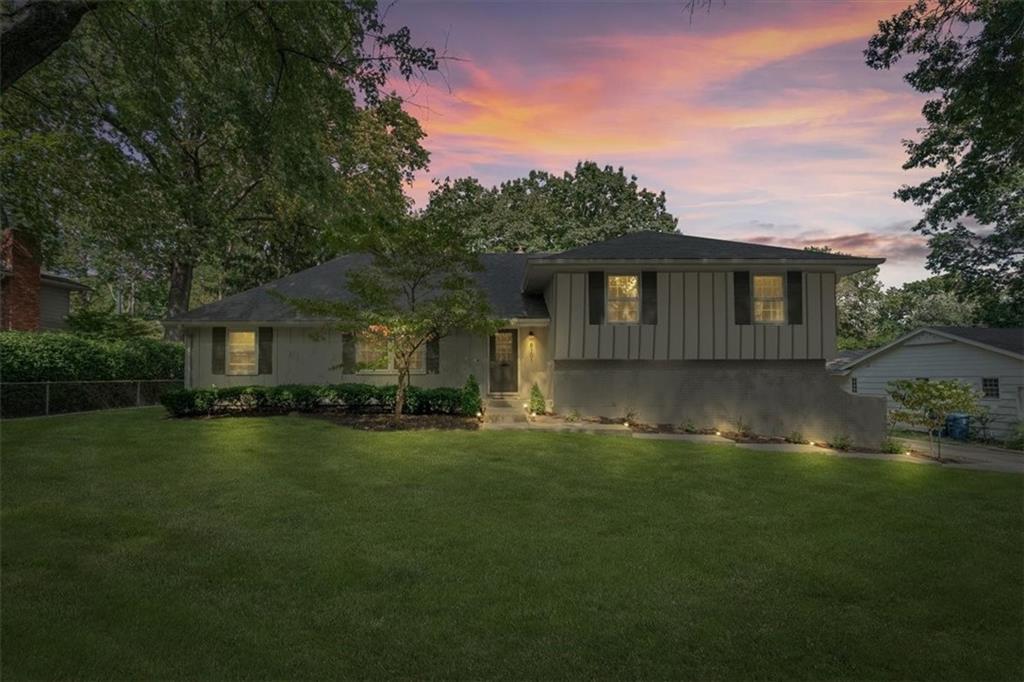 8101 Rosewood Drive