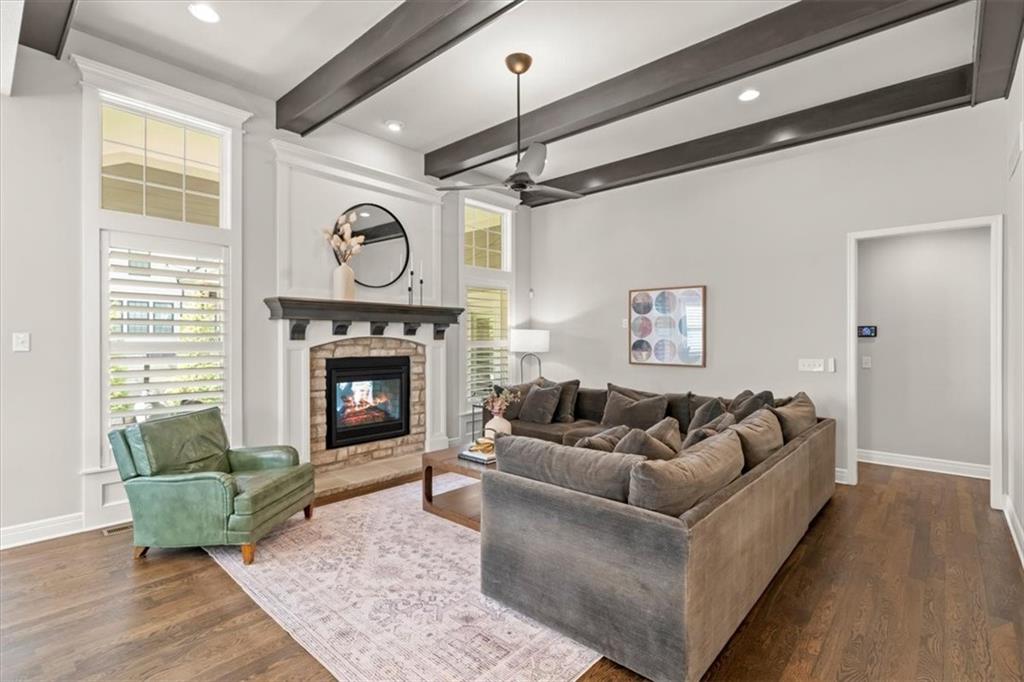 8904 Cherokee Lane