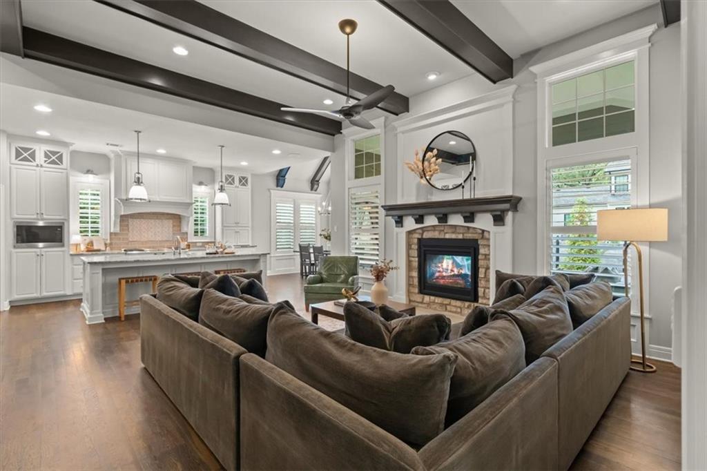 8904 Cherokee Lane