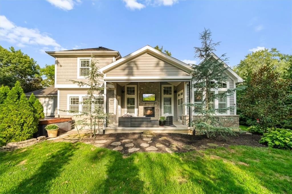 8904 Cherokee Lane