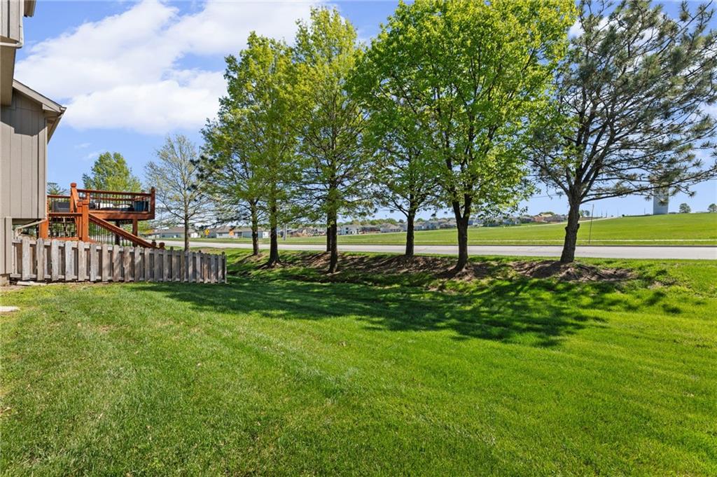 1309 N 158th Terrace