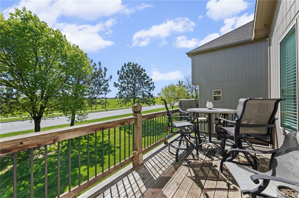 1309 N 158th Terrace
