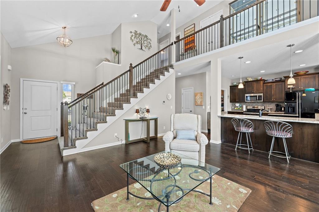 1309 N 158th Terrace