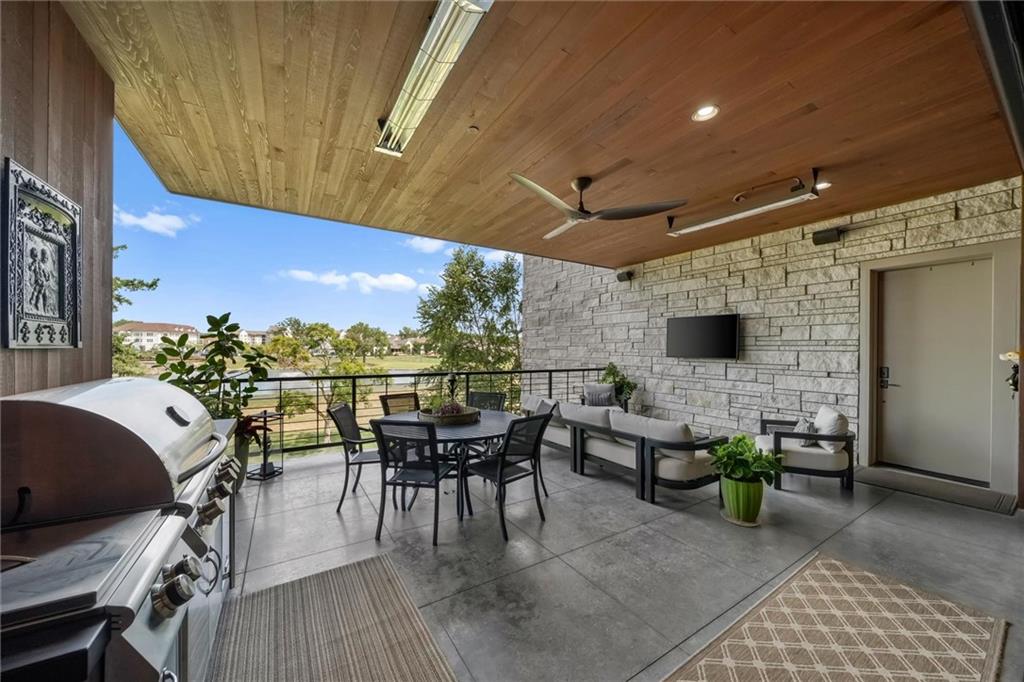 9445 Rosewood Drive Unit: 2A