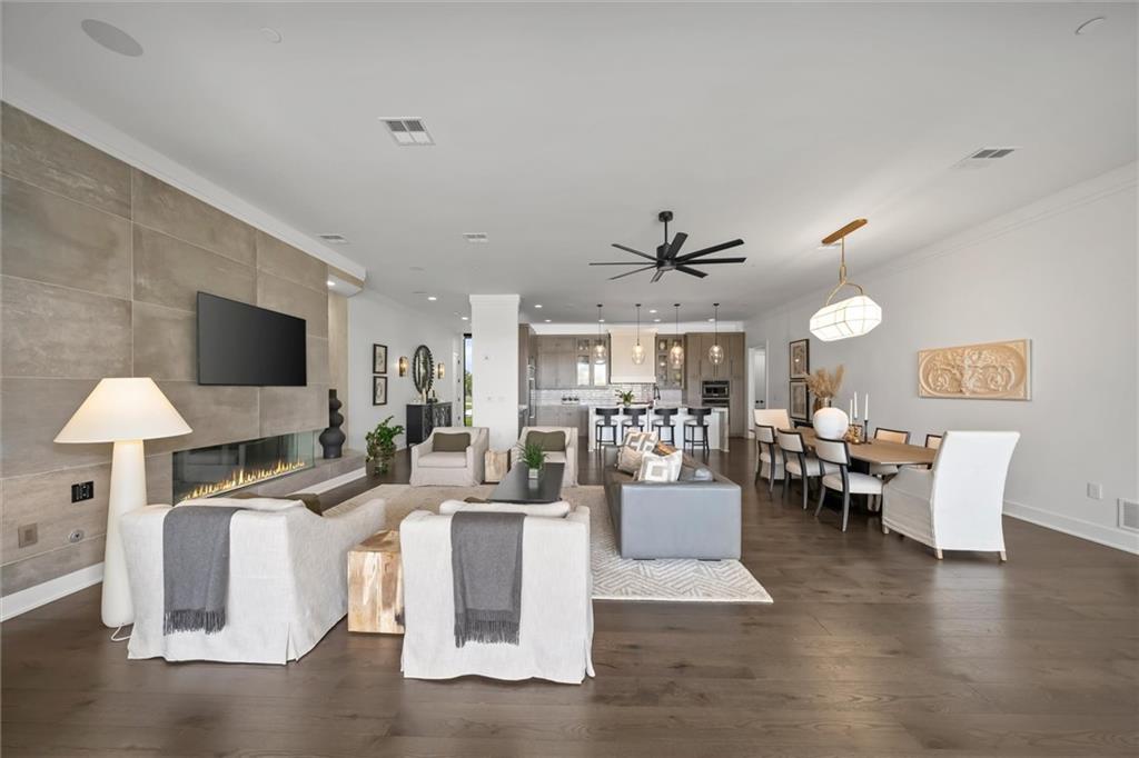 9445 Rosewood Drive Unit: 2A